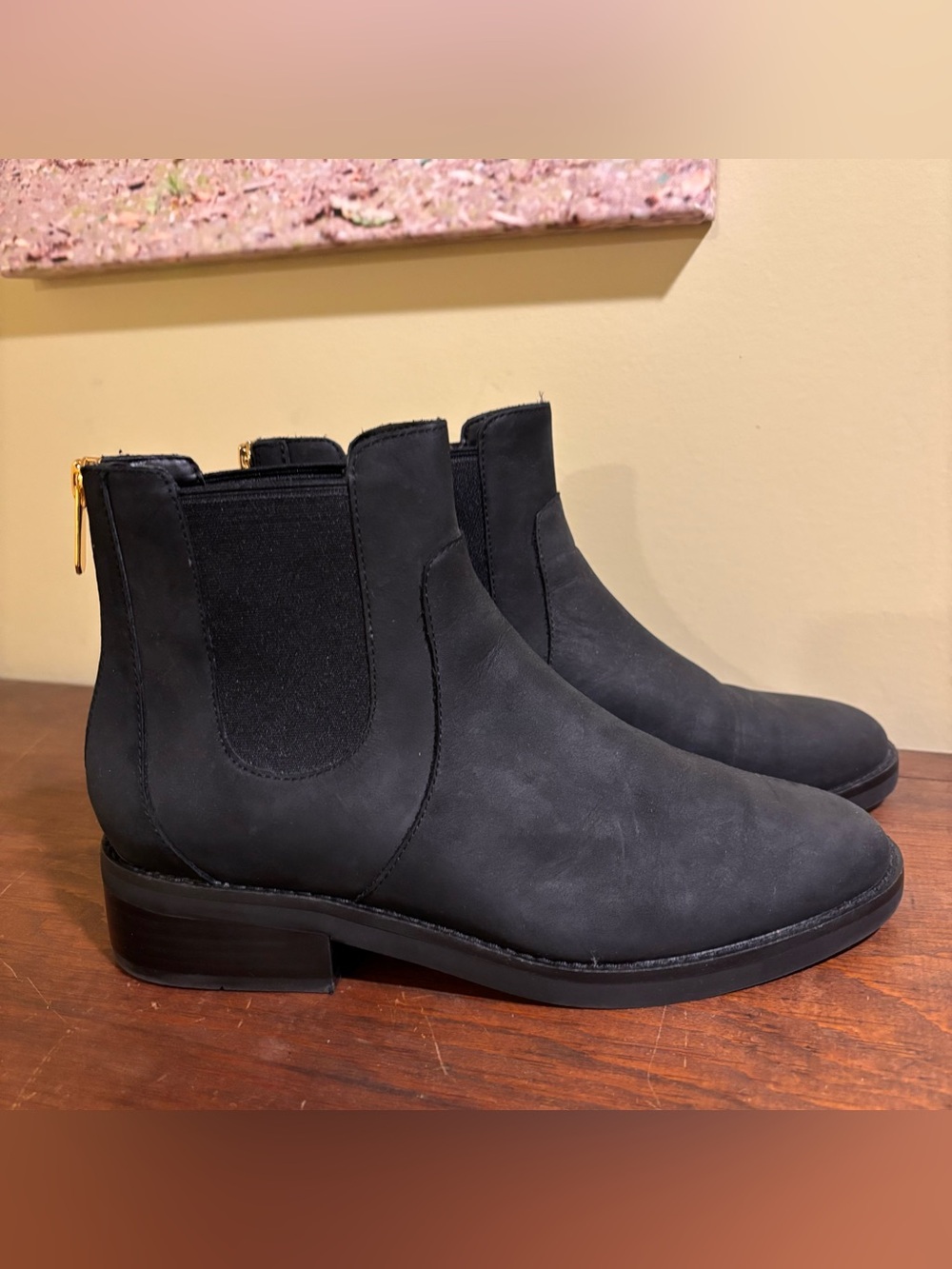 Cole Haan Leather Bootie Zip size 8.5